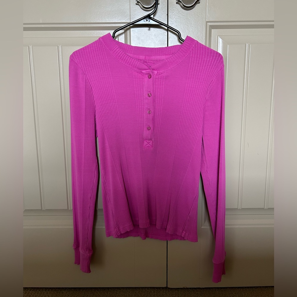 Aerie long sleeve Henley T-shirt